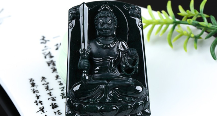 不动明王菩萨佩戴禁忌【不动明王菩萨保佑寓意是什么】