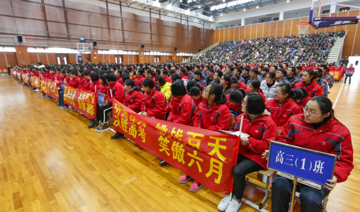 给18岁儿子的励志一句话【女儿18周岁鼓励话】