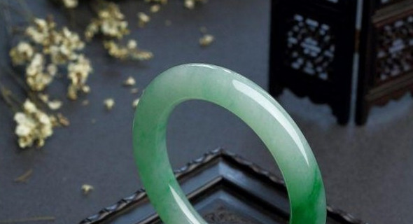 珍珠手链的功效与作用【戴珍珠手链有什么好处】