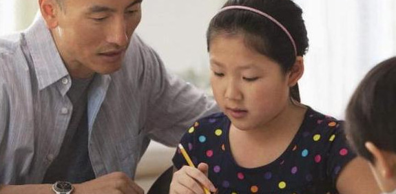 熬夜写作业说说心情短语【熬夜写作业的图片搞笑】