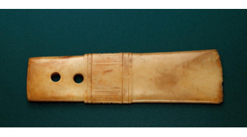 玉石鉴定书怎样分真假【怎么辨别是不是真玉】