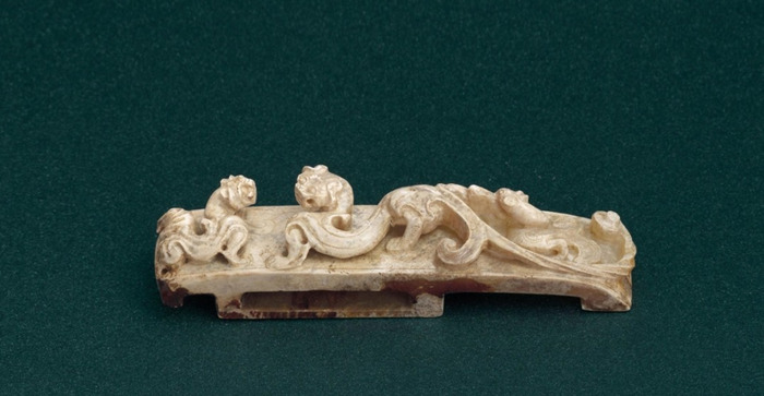 玉石鉴定书怎样分真假【怎么辨别是不是真玉】