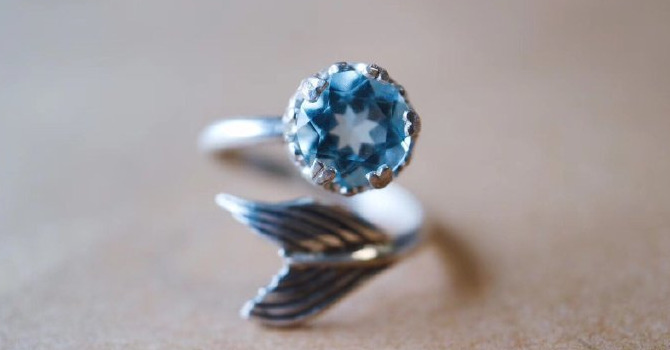 戴海蓝宝有什么禁忌【女生佩戴海蓝宝的寓意】