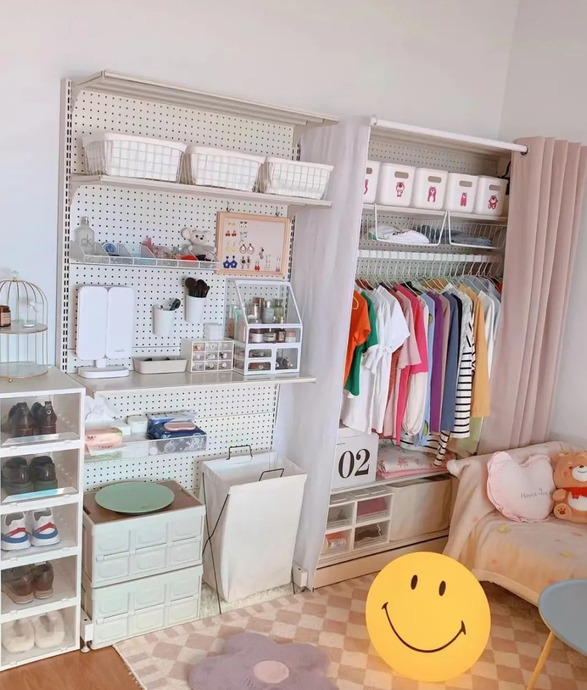 大房间隔断装修效果图【大卧室衣柜装修效果图】