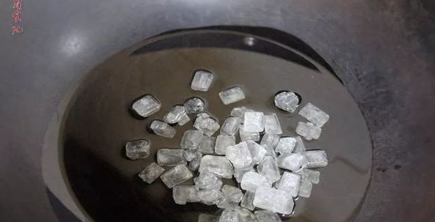 浅棕色怎么调色【浅棕色怎么调成深棕色】