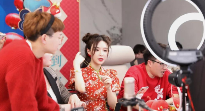 雪梨带货直播间【淘宝带货主播雪梨】