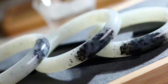 和田玉怎么辨别真假好坏【且末蓝和田玉怎么鉴别真假】