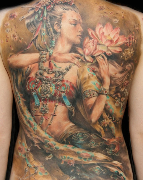 纹龙的人会怎么样【龙纹在身上好吗】