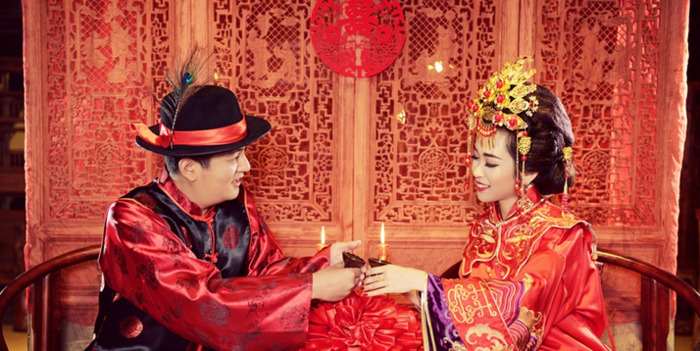 蛇和虎合不合、子女关系【蛇和虎在一起有财运吗】