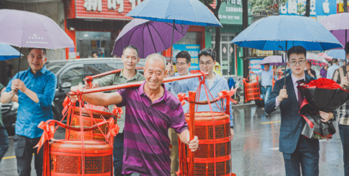 订婚和彩礼两次钱吗女方应该说什么【订婚和彩礼两次钱吗 可以加一起算吗】