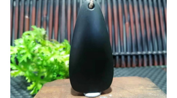 和田玉颜色等级价格表【青海和田玉的八个等级】