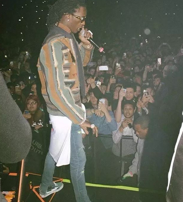 闪电标志的鞋子品牌【闪电标志是什么意思】