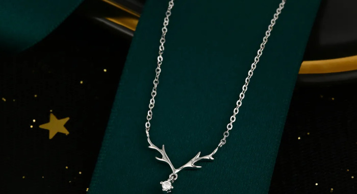 银饰发黑自己在家怎么清洗【银的发黑怎么清洗】