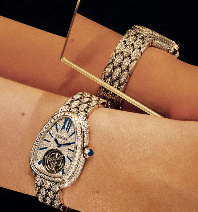 世界顶级五角星logo奢侈品牌子【五角星标志的奢侈品牌】