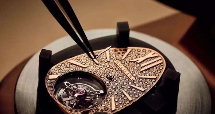 世界顶级五角星logo奢侈品牌子【五角星标志的奢侈品牌】