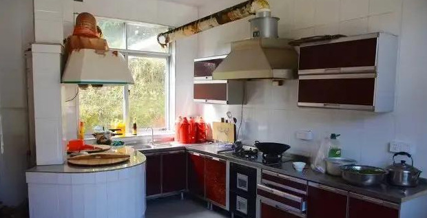 灶台朝向哪个方位最好【厨房灶台放哪个方向好】