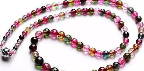 佩戴星月菩提有什么寓意【女生佩戴星月菩提】