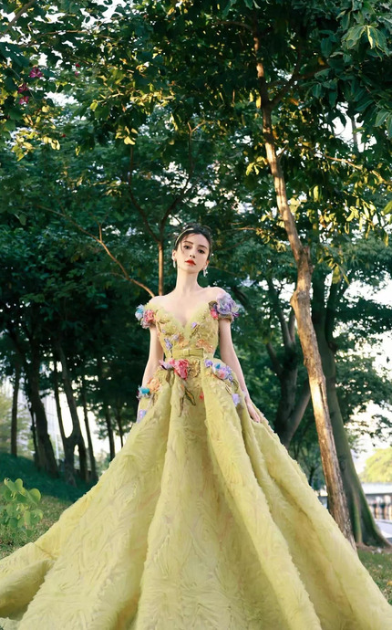 难报父母恩情的句子【终生难报父母恩今生难忘父母情的句子】