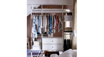 有的新衣服会自带一小块布料是干什么用的【有的新衣服会自带一小块布料这是为什么】