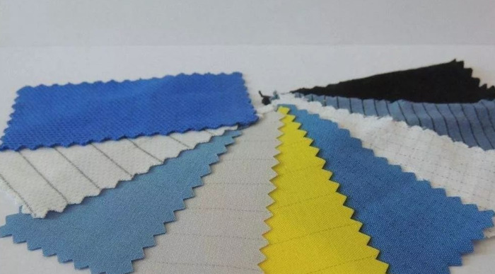 有的新衣服会自带一小块布料是干什么用的【有的新衣服会自带一小块布料这是为什么】