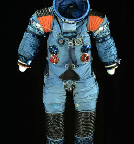 宇航服设计图简笔画【宇航服设计图简单】