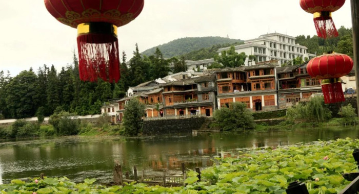 古街美景的句子【走在古街的唯美说说】