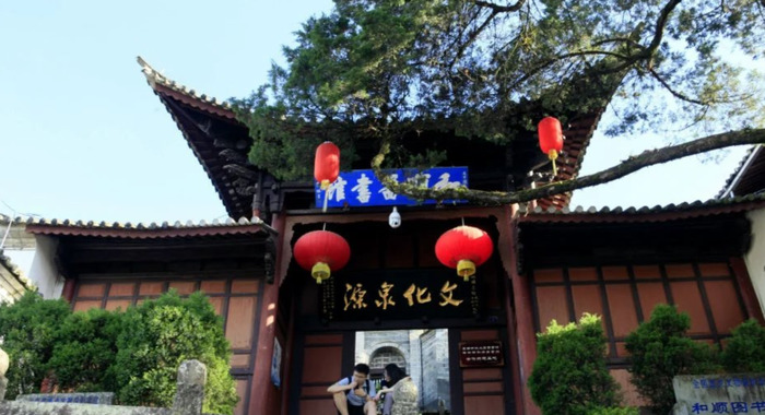 古街美景的句子【走在古街的唯美说说】