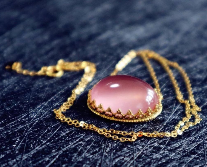 草莓晶越多越招桃花吗【草莓晶招桃花亲身经历】