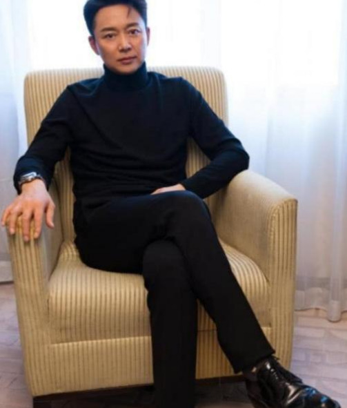 正午阳光经纪公司旗下艺人【正午阳光男艺人】