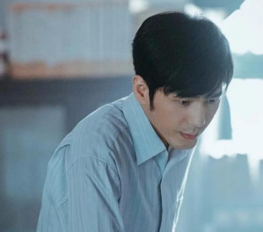 正午阳光经纪公司旗下艺人【正午阳光男艺人】