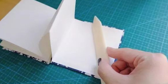 小学生手账本怎么做【小学生手账本怎么做简单又漂亮】