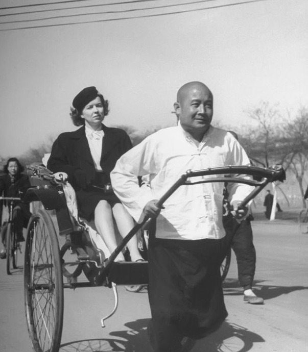 两眉之间有一条竖纹的女人【女人两眉之间有两条竖纹】