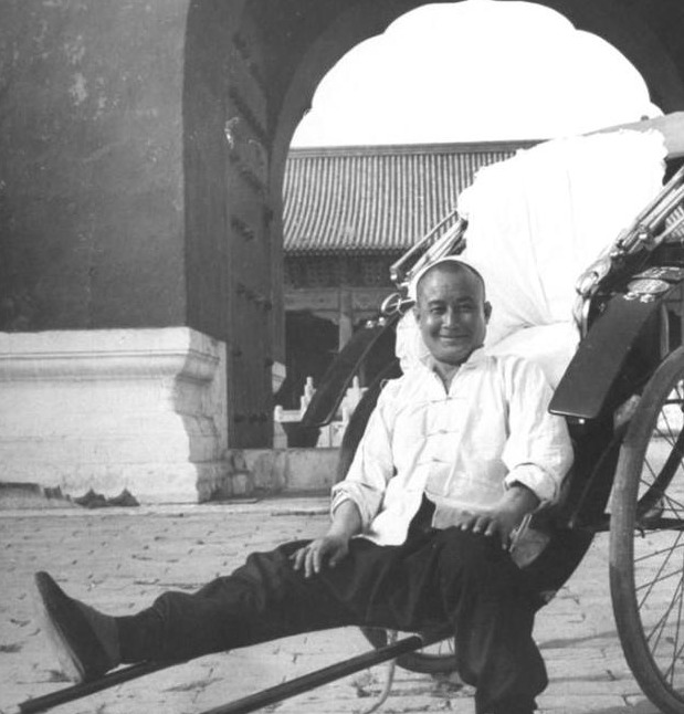 两眉之间有一条竖纹的女人【女人两眉之间有两条竖纹】