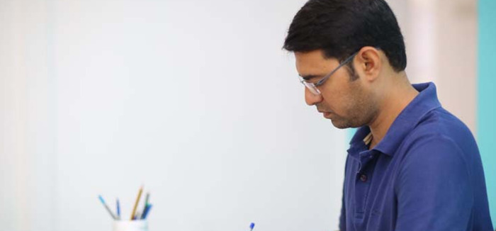 同事突然疏远是为啥【同事远离你的原因】