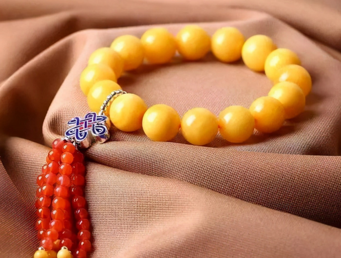 怎么辨别天然蜜蜡【天然蜜蜡鉴定方法】