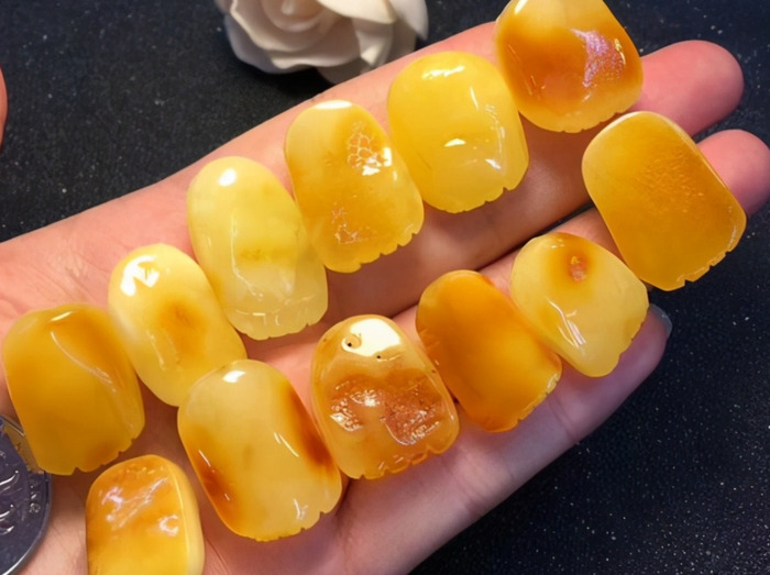 怎么辨别天然蜜蜡【天然蜜蜡鉴定方法】