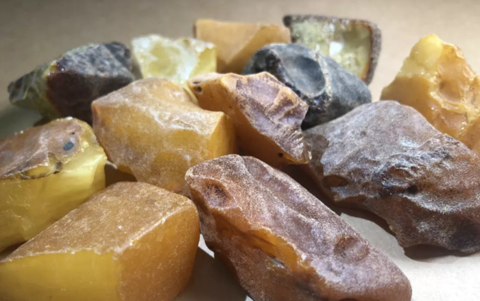 俄料蜜蜡和乌料的区别【俄料蜜蜡是什么意思】