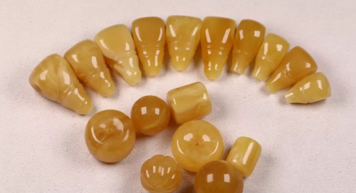 俄料蜜蜡和乌料的区别【俄料蜜蜡是什么意思】