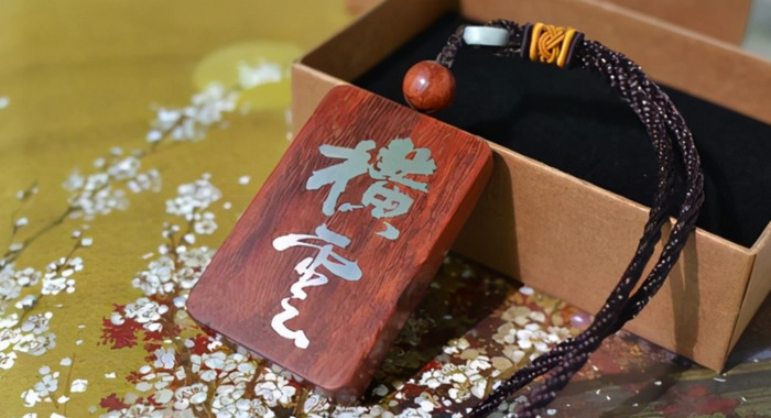 小叶紫檀手串怎么盘玩和保养【小叶紫檀手串怎么盘玩和保养知乎】