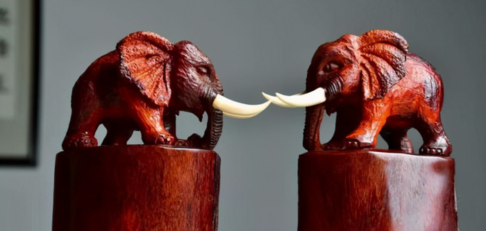 小叶紫檀手串怎么盘玩和保养【小叶紫檀手串怎么盘玩和保养知乎】