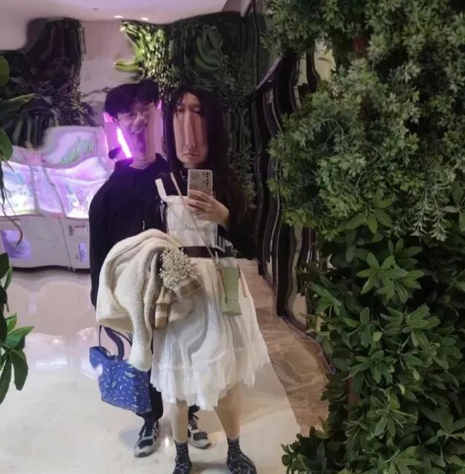 修空调师傅表情包什么梗【修空调师傅表情包回头】