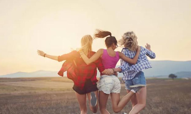 警告背后说闲话的女人【怎么警告别人不要在背后说闲话】