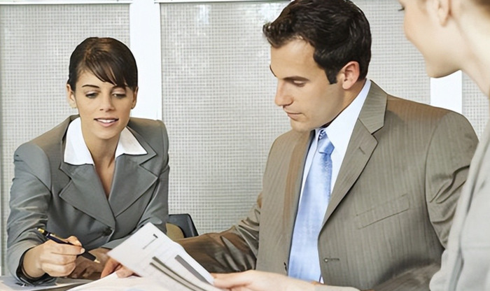 常务副总和副总有什么区别【常务副总和行政副总的区别】