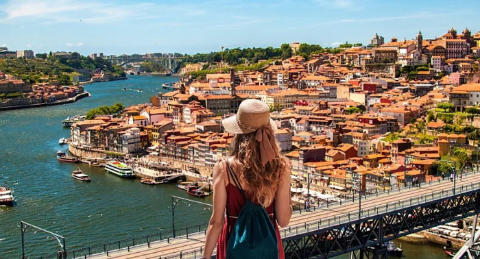 对于满口谎言的人说说【形容一个人满嘴谎话的说说】