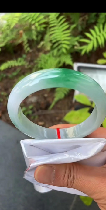 翡翠辨别好坏【翡翠怎么辨别好坏】