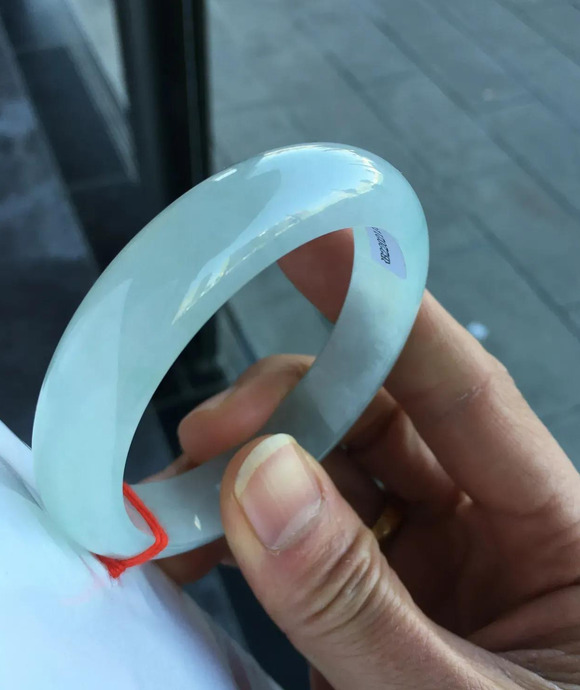 翡翠辨别好坏【翡翠怎么辨别好坏】