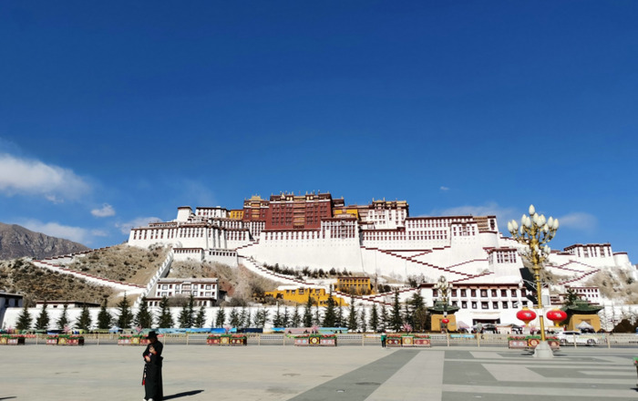 坐火车去西藏旅游一次大概需要多少钱【去西藏旅游一次大概需要多少钱自驾】