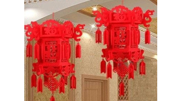 家里客厅长期挂纸灯笼行吗【过年买的小灯笼挂在客厅哪个位置好】