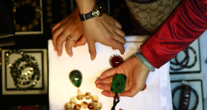 怎么分翡翠好坏【翡翠怎么区分好坏】