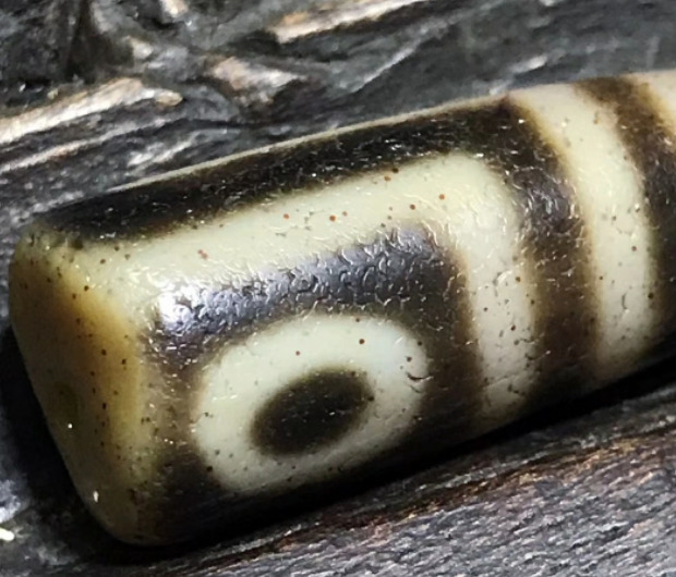 朱砂是怎样形成的【天珠的朱砂是怎么形成的】